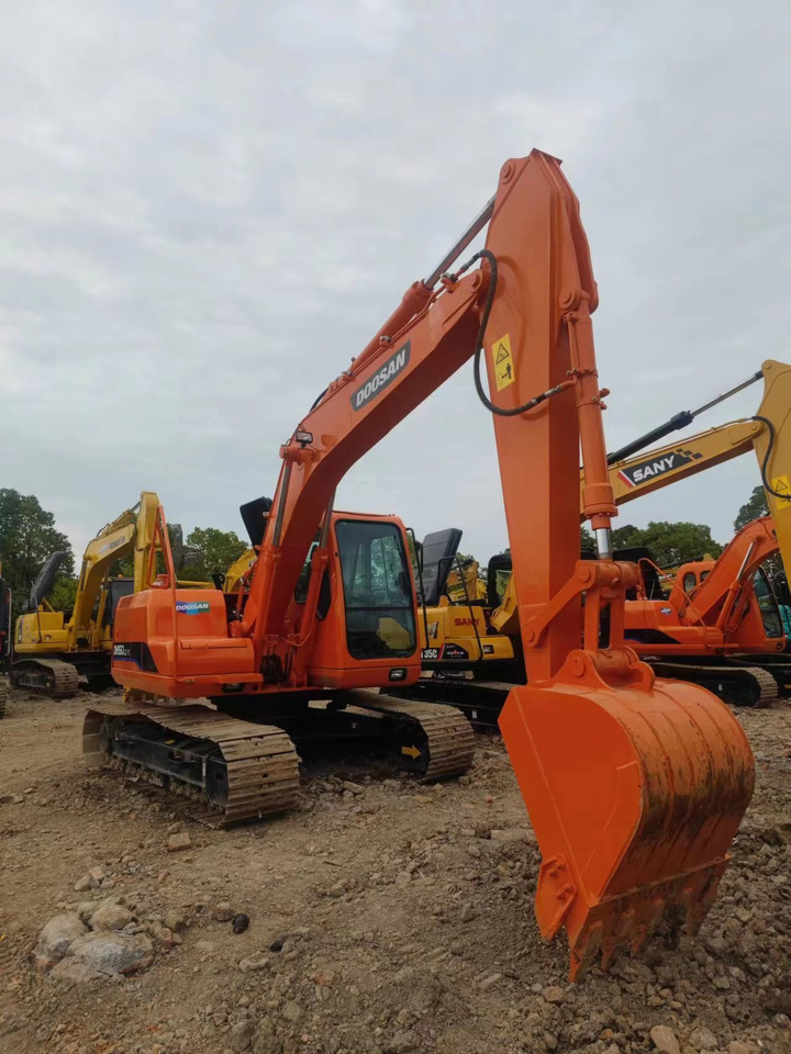 DOOSAN DH150LC-7 Crawler Excavator - Escavadora de rastos: foto 3 DOOSAN DH150LC-7 Crawler Excavator - Escavadora de rastos: foto 3