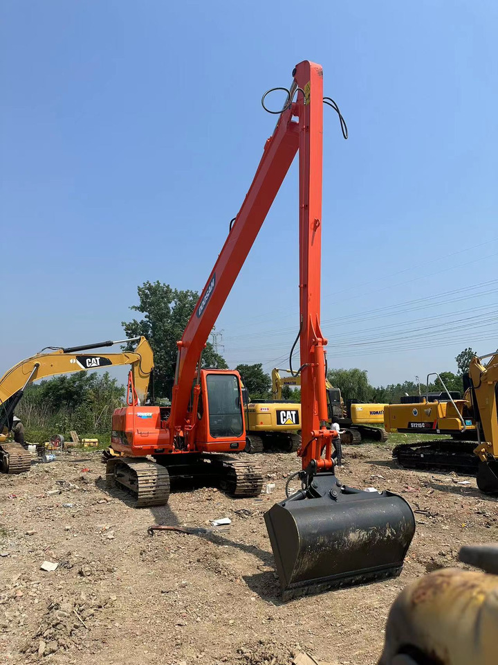 DOOSAN DH150LC-7 Extended arm crawler excavator - Escavadora de rastos: foto 2 DOOSAN DH150LC-7 Extended arm crawler excavator - Escavadora de rastos: foto 2