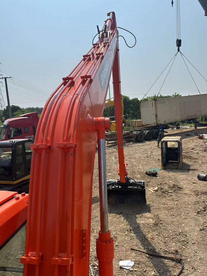 DOOSAN DH150LC-7 Extended arm crawler excavator - Escavadora de rastos: foto 3 DOOSAN DH150LC-7 Extended arm crawler excavator - Escavadora de rastos: foto 3