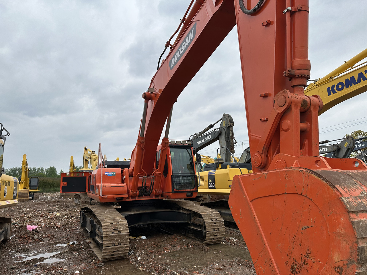DOOSAN DH420LC-7 Crawler Excavator - Escavadora de rastos: foto 2 DOOSAN DH420LC-7 Crawler Excavator - Escavadora de rastos: foto 2