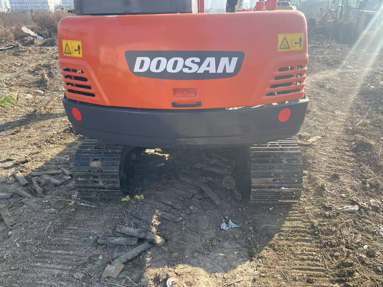 DOOSAN DH55 - Escavadora de rastos: foto 2 DOOSAN DH55 - Escavadora de rastos: foto 2