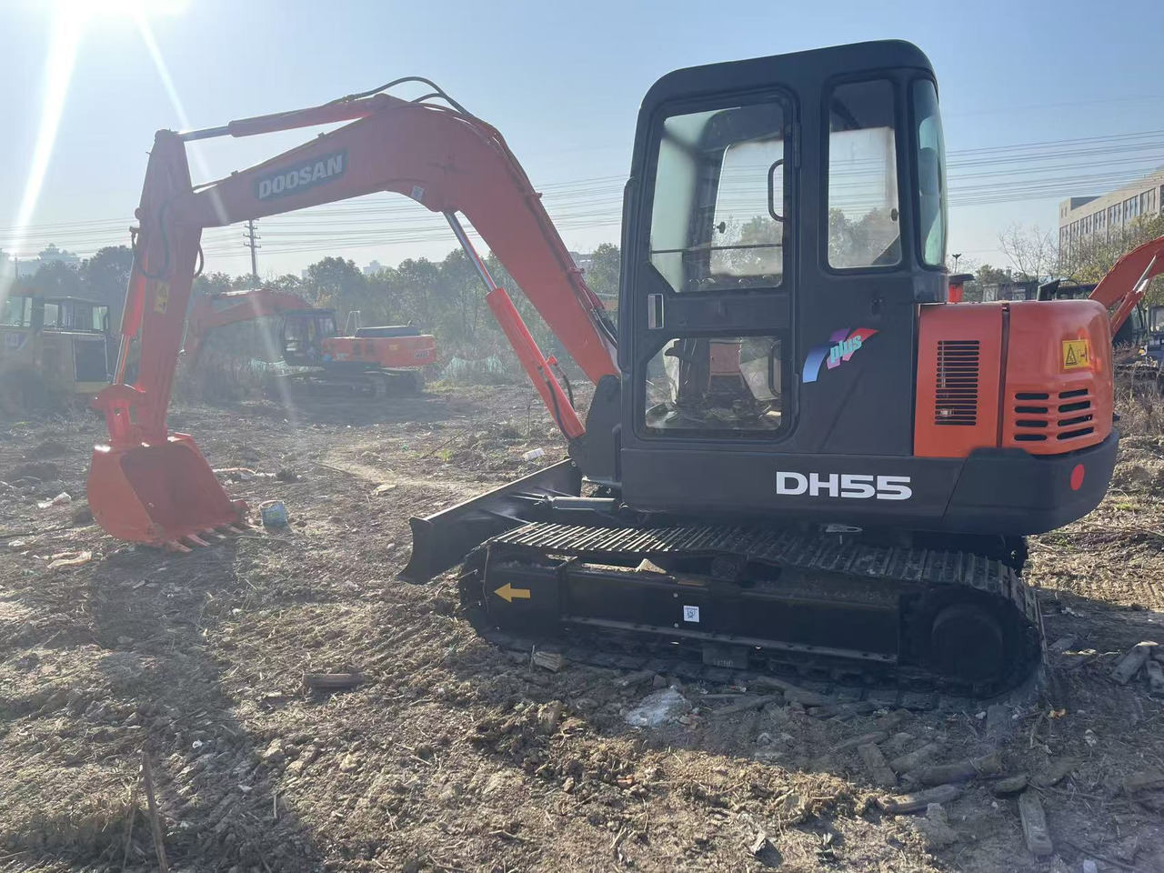 DOOSAN DH55 - Escavadora de rastos: foto 5 DOOSAN DH55 - Escavadora de rastos: foto 5