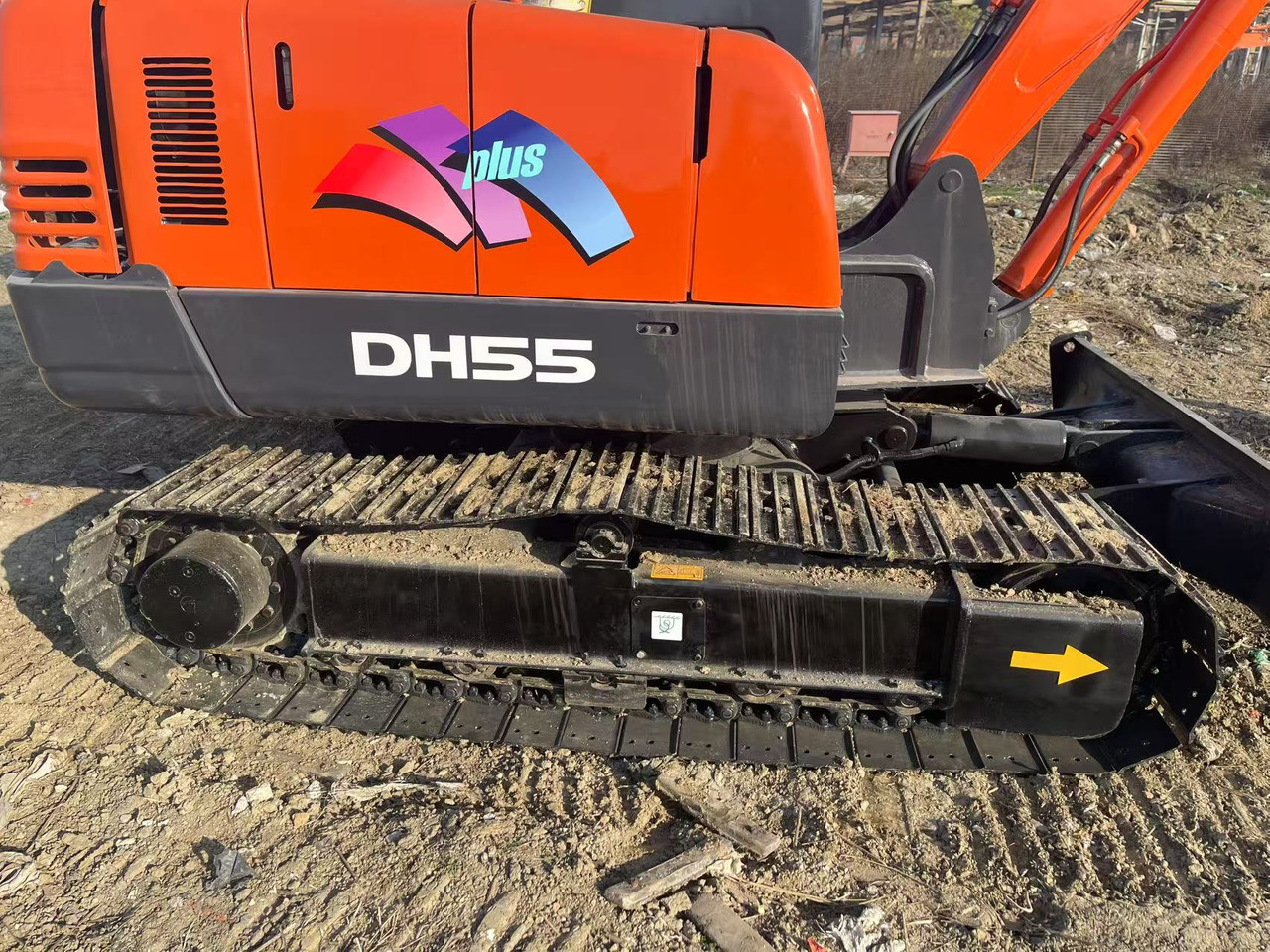 DOOSAN DH55 - Escavadora de rastos: foto 2 DOOSAN DH55 - Escavadora de rastos: foto 2