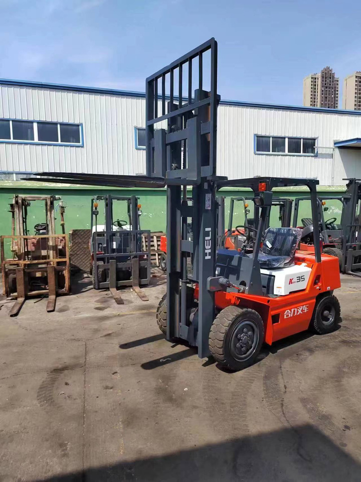 HELI 3.5Ton Forklift Click Here for Discount - Empilhadeira a diesel: foto 1 HELI 3.5Ton Forklift Click Here for Discount - Empilhadeira a diesel: foto 1
