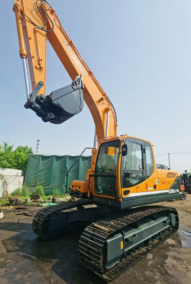 Escavadora de rastos HYUNDAI Crawler Excavator R220LC-9S Good Condition: foto 8