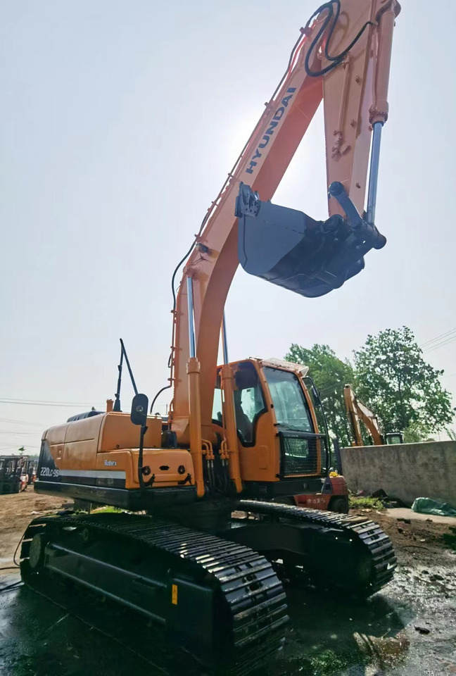 Escavadora de rastos HYUNDAI Crawler Excavator R220LC-9S Good Condition: foto 9
