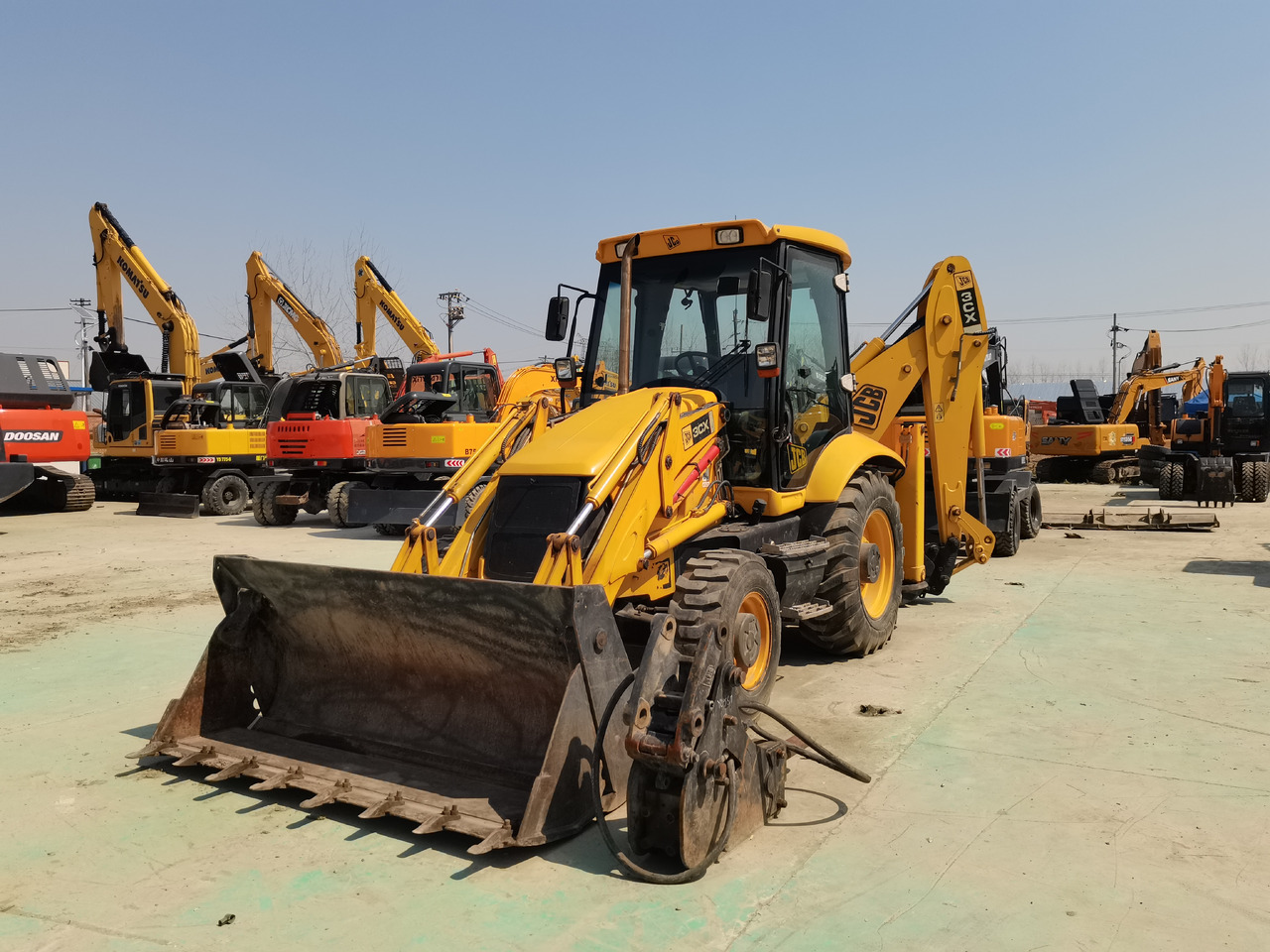 JCB Backhoe Loader 3CX Click Here for Discount - Retroescavadeira: foto 1 JCB Backhoe Loader 3CX Click Here for Discount - Retroescavadeira: foto 1