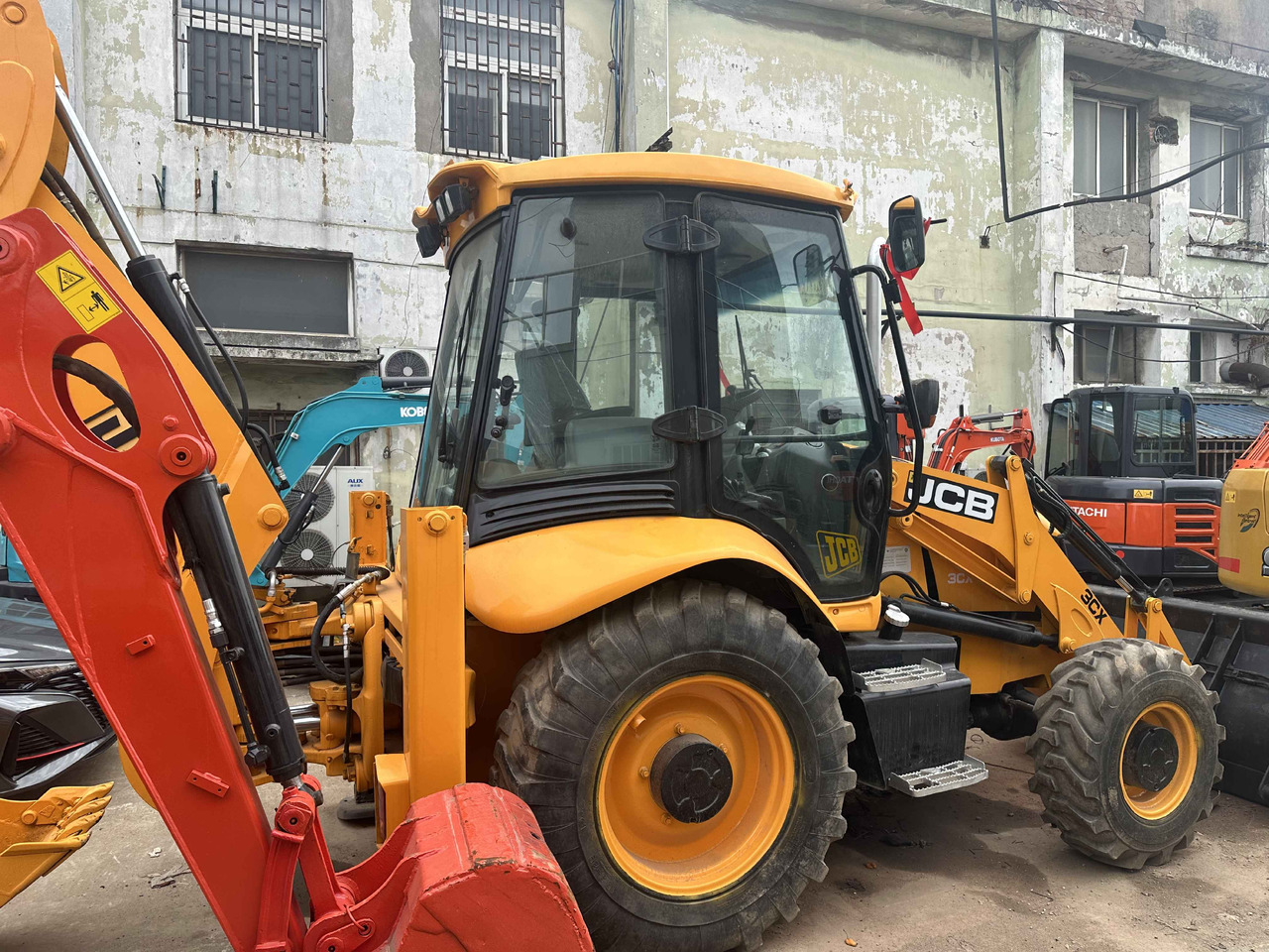 JCB Backhoe Loader - Retroescavadeira: foto 4 JCB Backhoe Loader - Retroescavadeira: foto 4