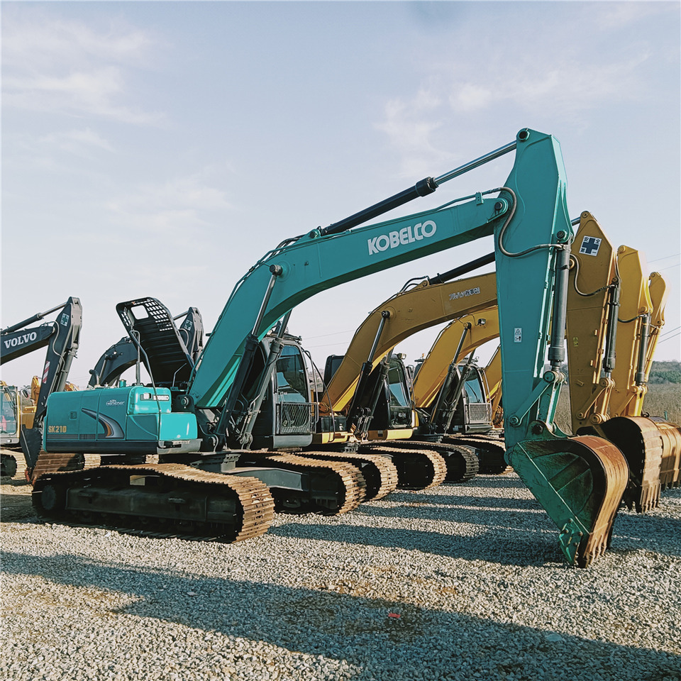 KOBELCO SK210 - Escavadora de rastos: foto 1 KOBELCO SK210 - Escavadora de rastos: foto 1