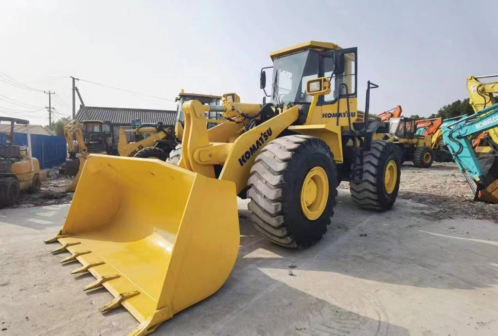 KOMATSU WA470 Wheel Loader Click for Discount - Pá carregadora de rodas: foto 3 KOMATSU WA470 Wheel Loader Click for Discount - Pá carregadora de rodas: foto 3
