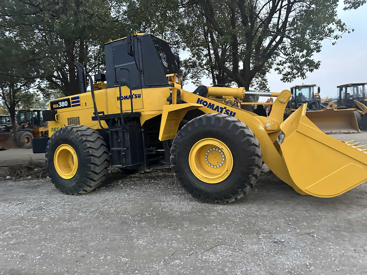 KOMATSU Wheel Loader 380-3 Click Here for Discount - Pá carregadora de rodas: foto 1 KOMATSU Wheel Loader 380-3 Click Here for Discount - Pá carregadora de rodas: foto 1