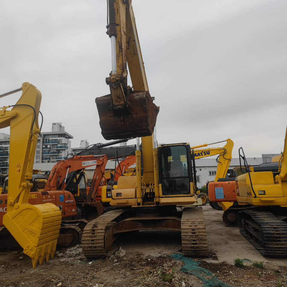 Komatsu Crawler Excavator PC300-7 Good Condition - Escavadora de rastos: foto 1 Komatsu Crawler Excavator PC300-7 Good Condition - Escavadora de rastos: foto 1