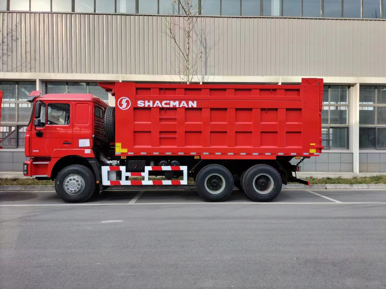 SHACMAN F3000 6X4 CLICK HERE FOR DISCOUNT - Camião basculante: foto 3 SHACMAN F3000 6X4 CLICK HERE FOR DISCOUNT - Camião basculante: foto 3