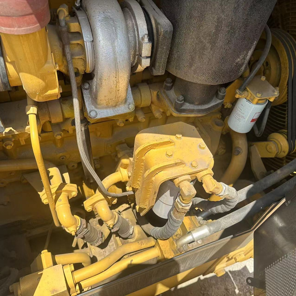 SHANTUI Bulldozer SD 32 Low Hours Good Condition - Buldôzer: foto 2 SHANTUI Bulldozer SD 32 Low Hours Good Condition - Buldôzer: foto 2
