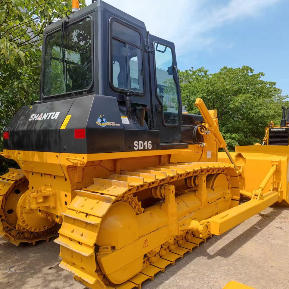 SHANTUI Bulldozer SD16 with Low Hours for Sale - Buldôzer: foto 3 SHANTUI Bulldozer SD16 with Low Hours for Sale - Buldôzer: foto 3