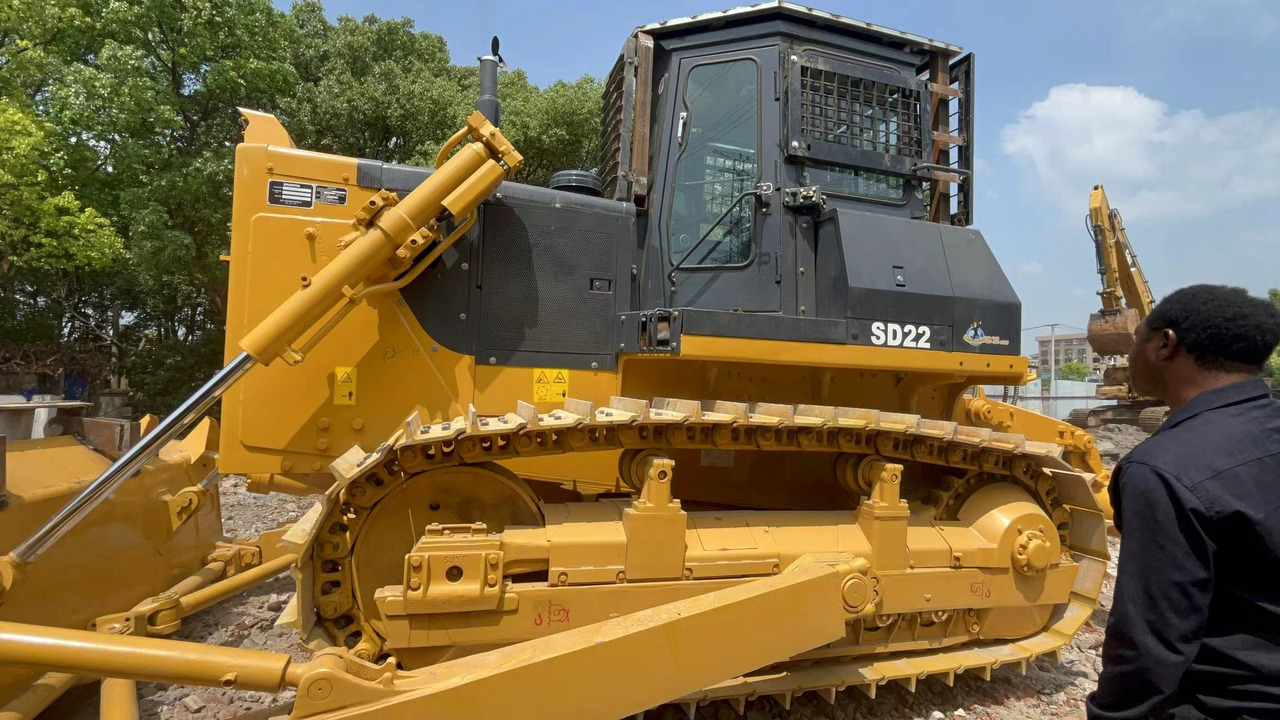 SHANTUI Bulldozer SD22 Low Hours with Claws - Buldôzer: foto 2 SHANTUI Bulldozer SD22 Low Hours with Claws - Buldôzer: foto 2