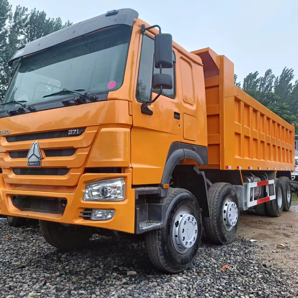 Sino HOWO 8x4 Dump Truck Click for Discount - Camião basculante: foto 5 Sino HOWO 8x4 Dump Truck Click for Discount - Camião basculante: foto 5
