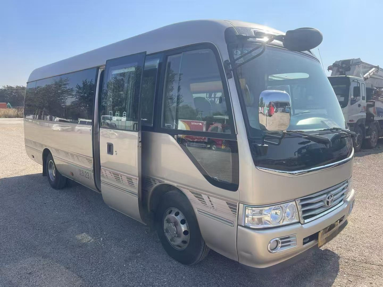 TOYOTA Coaster - Ônibus urbano: foto 3 TOYOTA Coaster - Ônibus urbano: foto 3