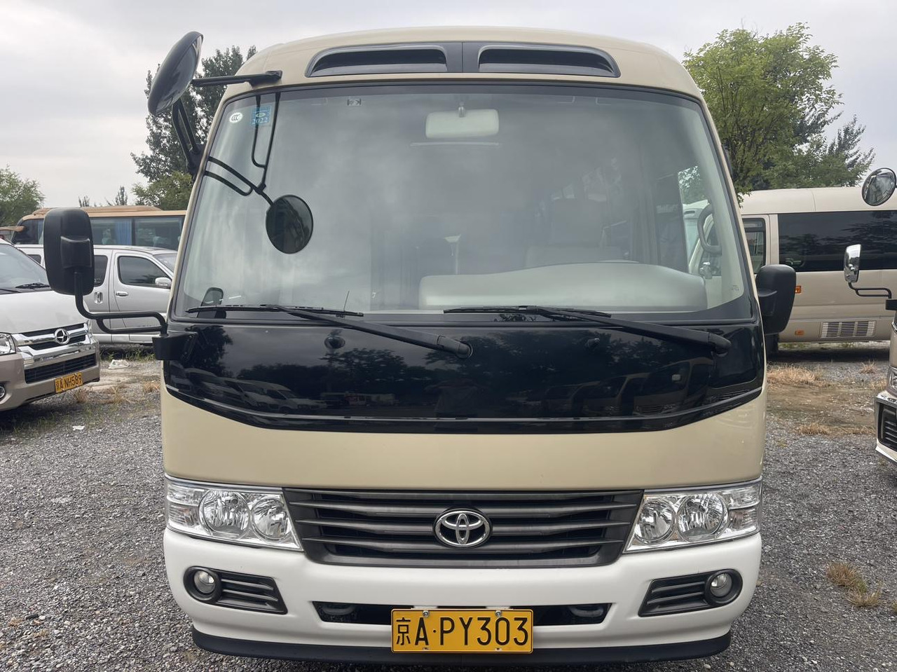 TOYOTA Coaster - Ônibus urbano: foto 4 TOYOTA Coaster - Ônibus urbano: foto 4