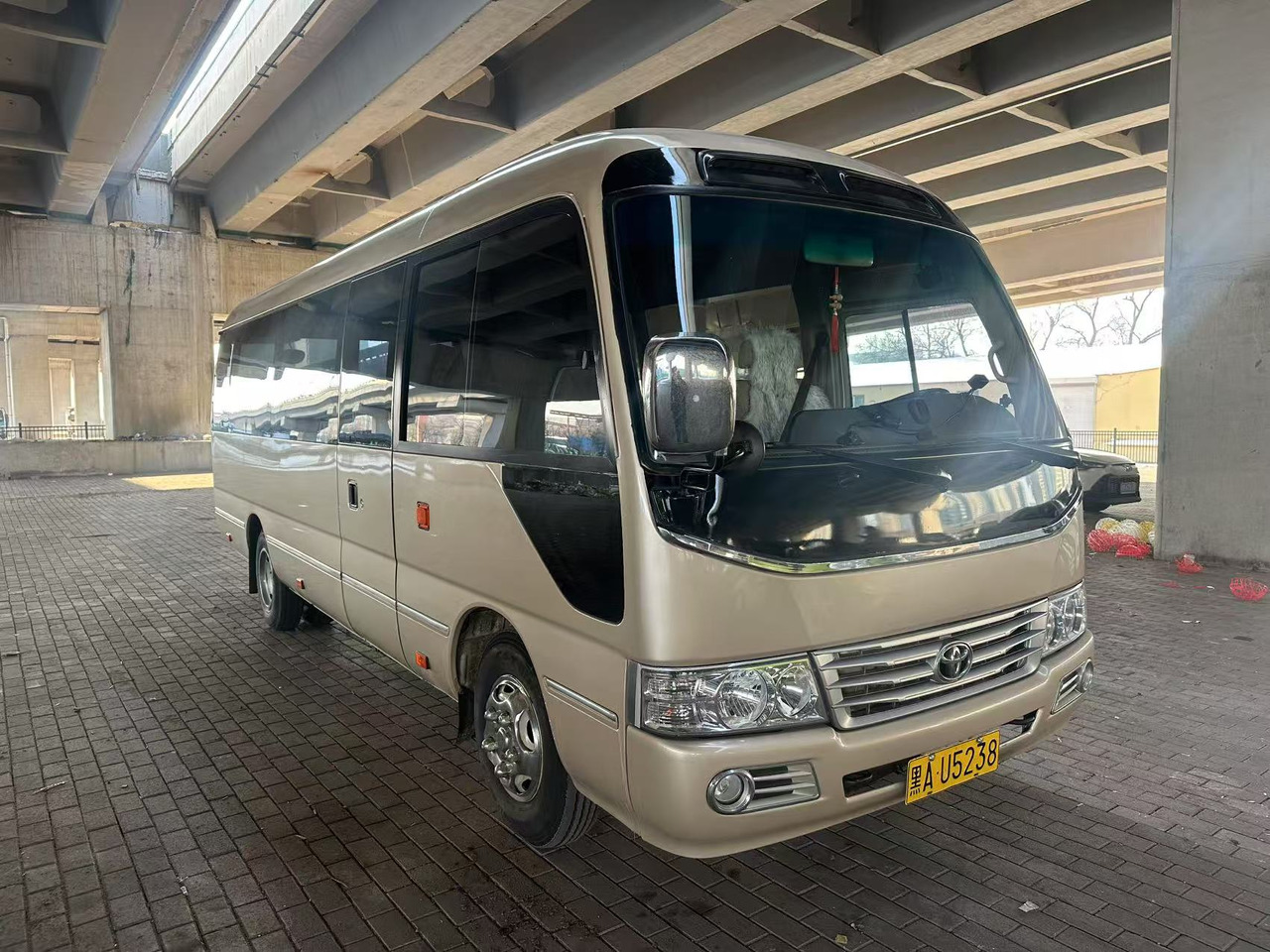 TOYOTA Coaster - Ônibus urbano: foto 1 TOYOTA Coaster - Ônibus urbano: foto 1