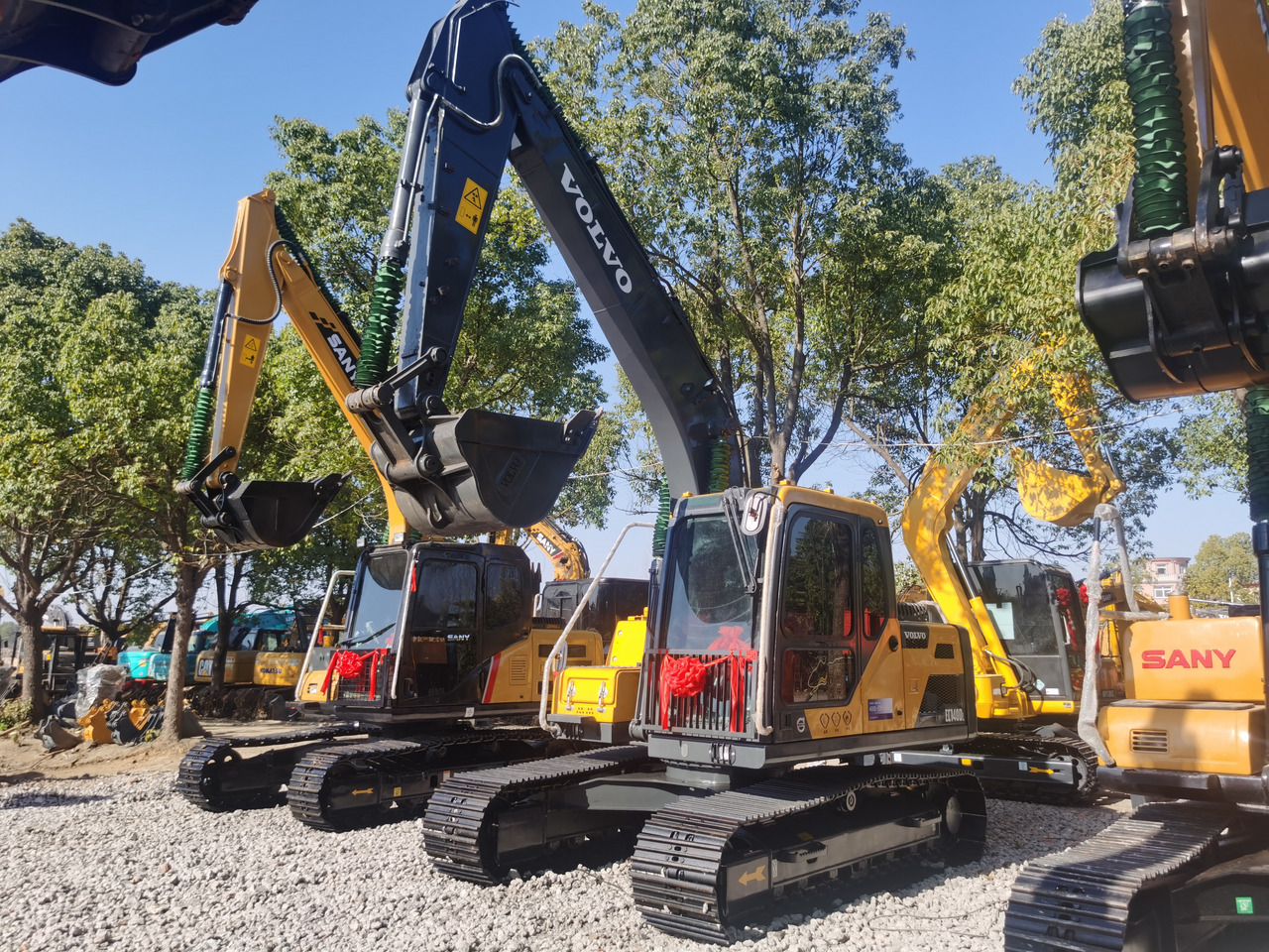 VOLVO EC140DL - Escavadora de rastos: foto 3 VOLVO EC140DL - Escavadora de rastos: foto 3