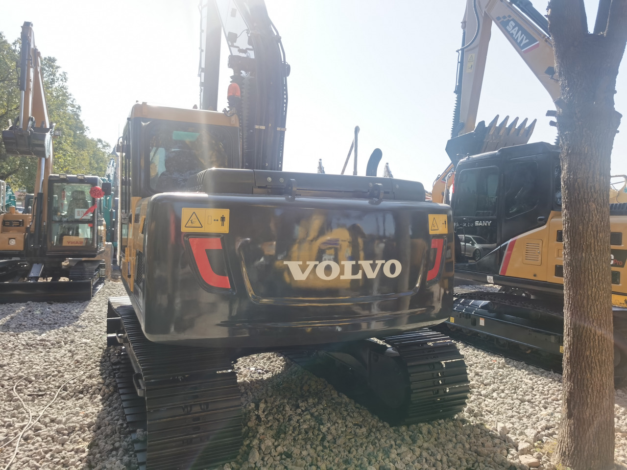VOLVO EC140DL - Escavadora de rastos: foto 5 VOLVO EC140DL - Escavadora de rastos: foto 5