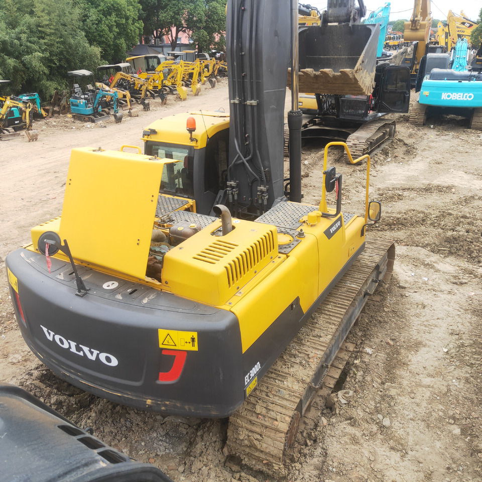 VOLVO EC300D - Escavadora de rastos: foto 2 VOLVO EC300D - Escavadora de rastos: foto 2