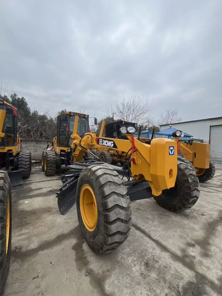 XCMG GR2153 - Motoniveladora: foto 5 XCMG GR2153 - Motoniveladora: foto 5