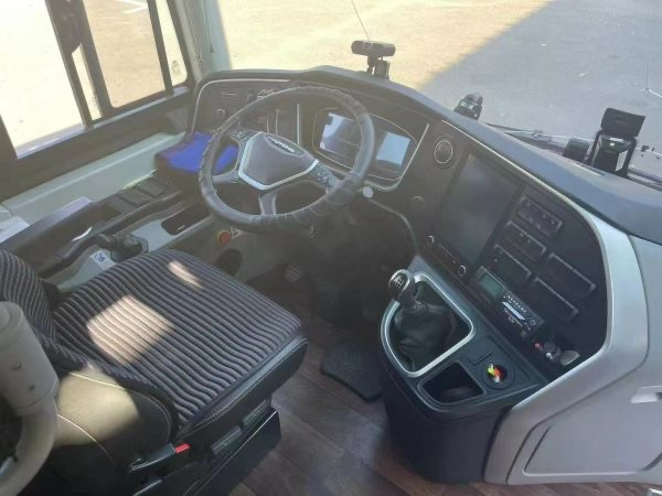 YUTONG 39 Seaters Coach Good condition Low mileage - Autocarro: foto 3 YUTONG 39 Seaters Coach Good condition Low mileage - Autocarro: foto 3