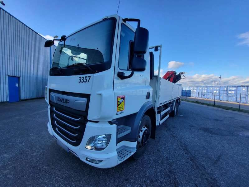 Camion Porteur CAMION GRUE 26 TONNES 410 CV 6X4 - Camião de caixa aberta/ Plataforma, Camião grua: foto 2 Camion Porteur CAMION GRUE 26 TONNES 410 CV 6X4 - Camião de caixa aberta/ Plataforma, Camião grua: foto 2