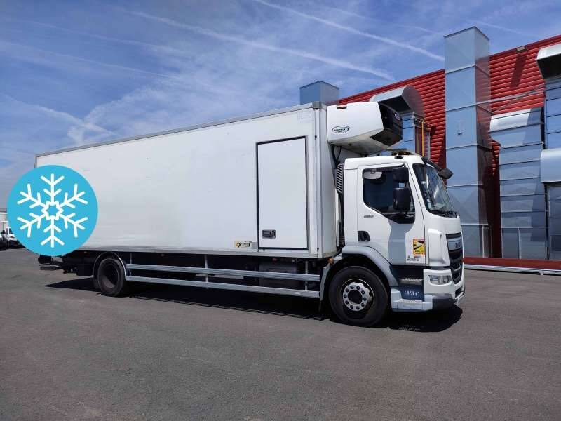 Camion Porteur FRIGO 19 TONNES 280 CV HAYON CAISSE KLEGE BI TEMP GROUPE CARRIER SUPRA 1150 -12 - Camião frigorífico: foto 1 Camion Porteur FRIGO 19 TONNES 280 CV HAYON CAISSE KLEGE BI TEMP GROUPE CARRIER SUPRA 1150 -12 - Camião frigorífico: foto 1