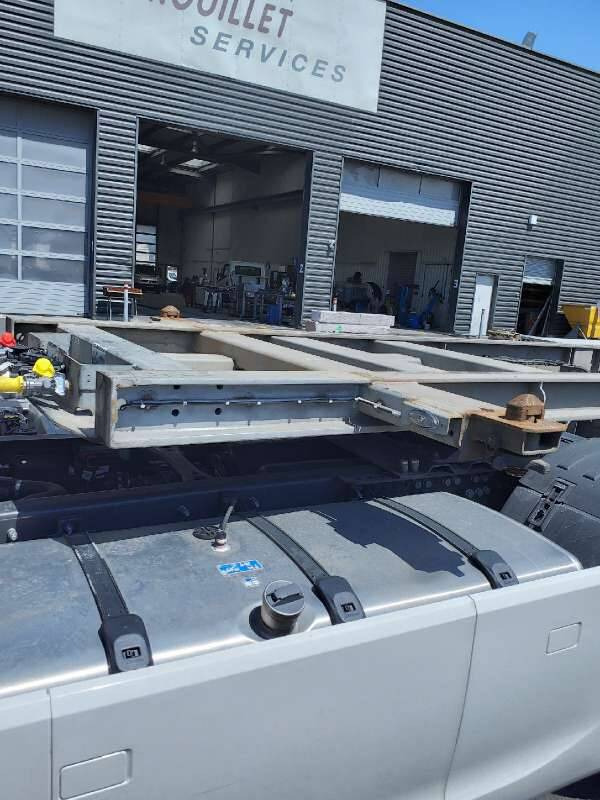 Semi-remorque 3 Essieux 38 TONNES CHARIOT COULISSANT - Semi-reboque transportador de contêineres/ Caixa móvel: foto 3 Semi-remorque 3 Essieux 38 TONNES CHARIOT COULISSANT - Semi-reboque transportador de contêineres/ Caixa móvel: foto 3