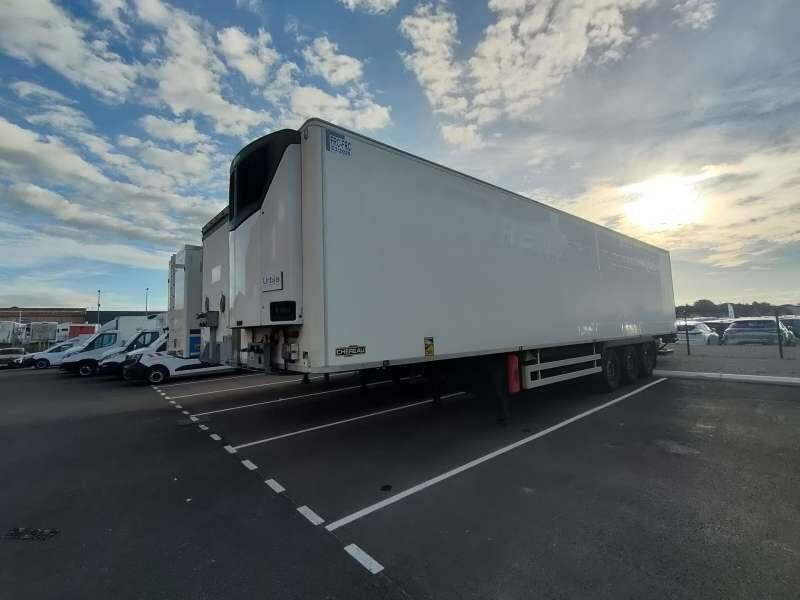 Semi-remorque 3 Essieux 38 TONNES HAYON CAISSE CHEREAU GROUPE CARRIER VECTOR HE 19 MT - Semi-reboque frigorífico: foto 1 Semi-remorque 3 Essieux 38 TONNES HAYON CAISSE CHEREAU GROUPE CARRIER VECTOR HE 19 MT - Semi-reboque frigorífico: foto 1