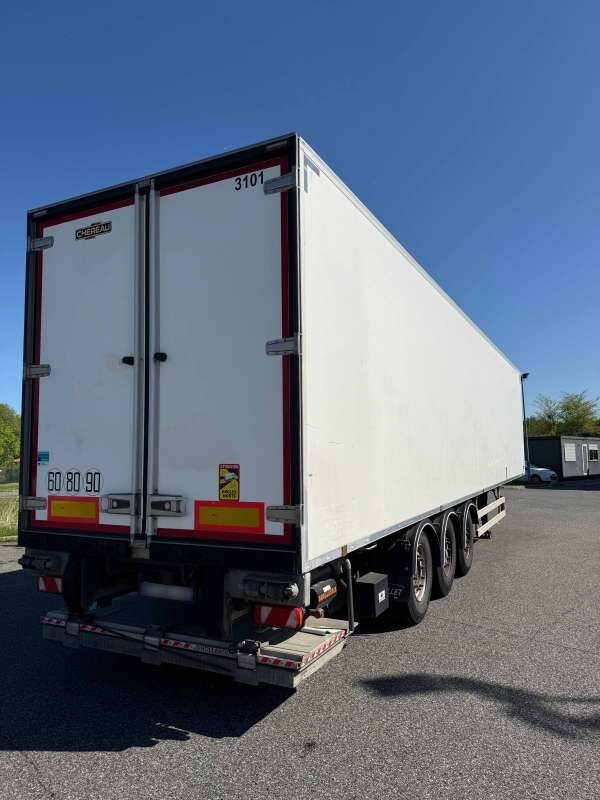 Semi-remorque 3 Essieux FRIGO 38 TONNES HAYON CAISSE CHEREAU GROUPE THERMOKING SLXI SPECTRUM - Semi-reboque frigorífico: foto 2 Semi-remorque 3 Essieux FRIGO 38 TONNES HAYON CAISSE CHEREAU GROUPE THERMOKING SLXI SPECTRUM - Semi-reboque frigorífico: foto 2