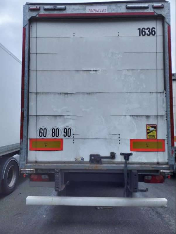 Semi-remorque 3 Essieux SEMI RECONDITONNEE -38 TONNES PORTE RELEVANTE - Semi-reboque furgão: foto 3 Semi-remorque 3 Essieux SEMI RECONDITONNEE -38 TONNES PORTE RELEVANTE - Semi-reboque furgão: foto 3