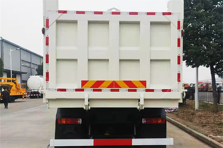 FOTON Dump Truck Foton 6x4 Truck for Sale in Mali - Camião basculante: foto 4 FOTON Dump Truck Foton 6x4 Truck for Sale in Mali - Camião basculante: foto 4