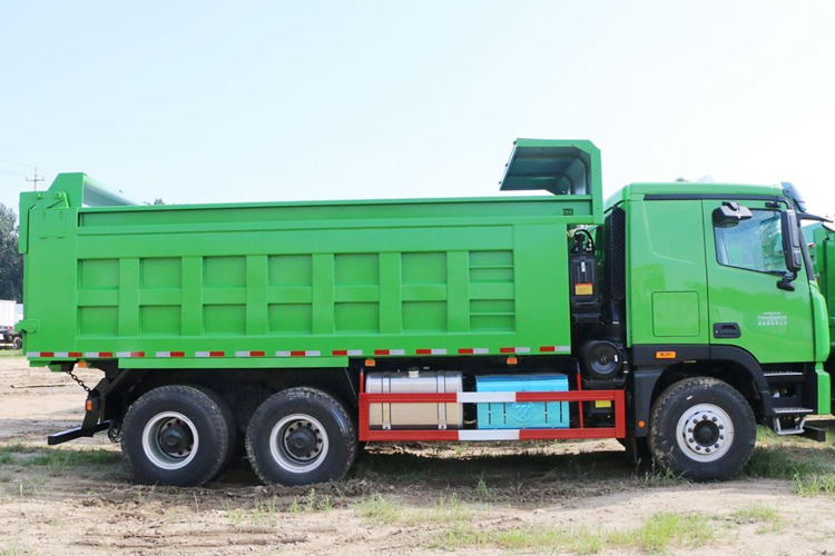 FOTON Foton 6x4 10 Wheeler Dump Truck for Sale in Jamaica - Camião basculante: foto 3 FOTON Foton 6x4 10 Wheeler Dump Truck for Sale in Jamaica - Camião basculante: foto 3