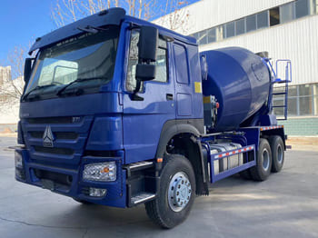 SINOTRUK Cement Mixer Lorry for Sale in Namibia - Camião betoneira: foto 2 SINOTRUK Cement Mixer Lorry for Sale in Namibia - Camião betoneira: foto 2