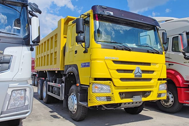 SINOTRUK Howo 400 10 Wheeler Tipper Truck for Sale in Côte d'Ivoire - Camião basculante: foto 1 SINOTRUK Howo 400 10 Wheeler Tipper Truck for Sale in Côte d'Ivoire - Camião basculante: foto 1