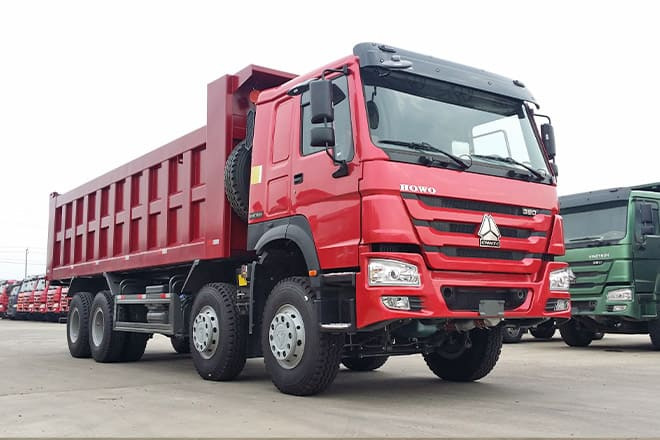 SINOTRUK Sinotruk Howo 380 8X4 Dump Truck for Sale in Senegal - Camião basculante: foto 3 SINOTRUK Sinotruk Howo 380 8X4 Dump Truck for Sale in Senegal - Camião basculante: foto 3