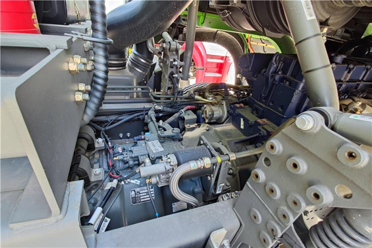 SINOTRUK Used Howo Dump Truck Price In Guinea - Camião basculante: foto 5 SINOTRUK Used Howo Dump Truck Price In Guinea - Camião basculante: foto 5