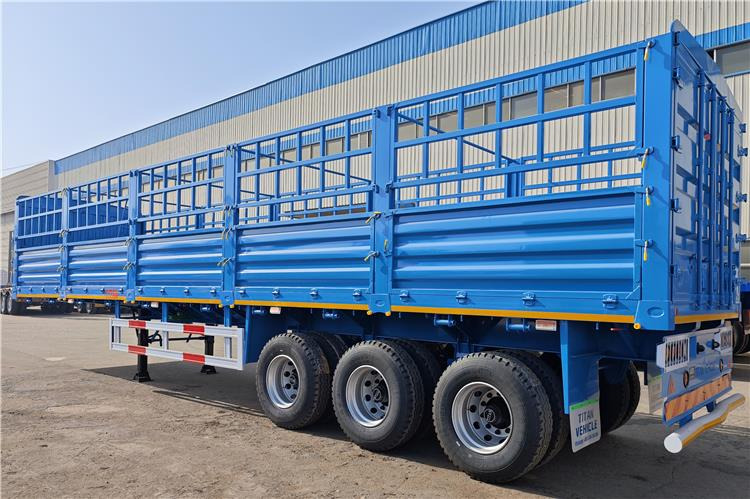 TITAN 3 Axle Livestock Semi Trailer for Sale In Kenya - Semi-reboque transporte de gado: foto 5 TITAN 3 Axle Livestock Semi Trailer for Sale In Kenya - Semi-reboque transporte de gado: foto 5