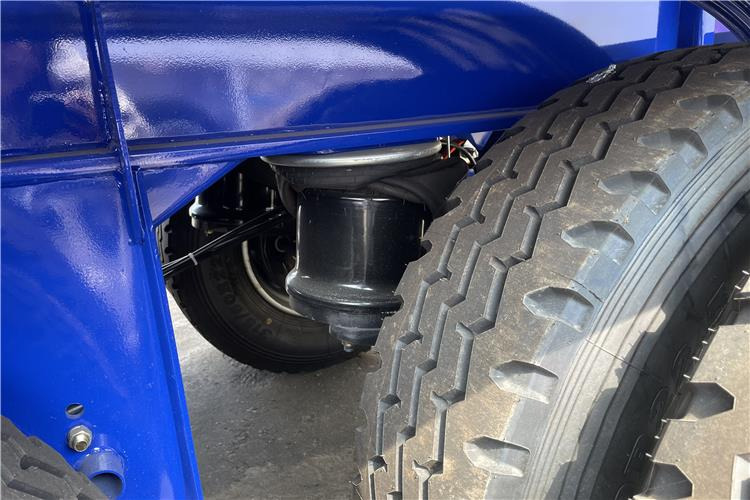 TITAN 4 Axle Dump Semi Trailer for Sale In Zambia - Semi-reboque basculante: foto 3 TITAN 4 Axle Dump Semi Trailer for Sale In Zambia - Semi-reboque basculante: foto 3