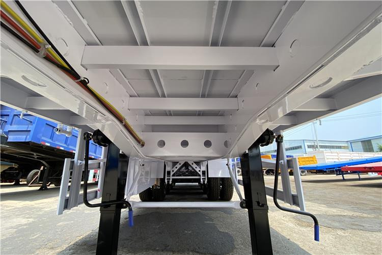 TITAN 4 Axle Livestock Truck Trailer for Sale In Guam - Semi-reboque transporte de gado: foto 5 TITAN 4 Axle Livestock Truck Trailer for Sale In Guam - Semi-reboque transporte de gado: foto 5