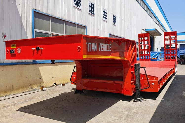 TITAN Lowbed Trailer for Sale in Saudi Arabia - Semi-reboque baixa: foto 2 TITAN Lowbed Trailer for Sale in Saudi Arabia - Semi-reboque baixa: foto 2