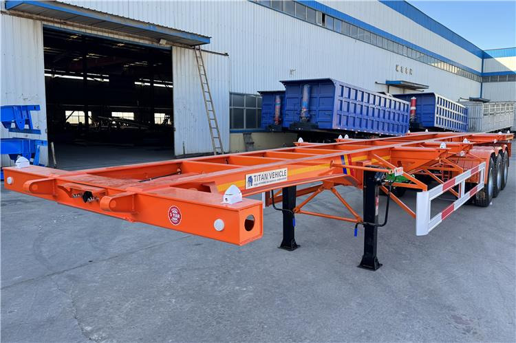 TITAN Tri Axle Skeletal Trailer for Sale In Uganda - Semi-reboque chassi: foto 2 TITAN Tri Axle Skeletal Trailer for Sale In Uganda - Semi-reboque chassi: foto 2