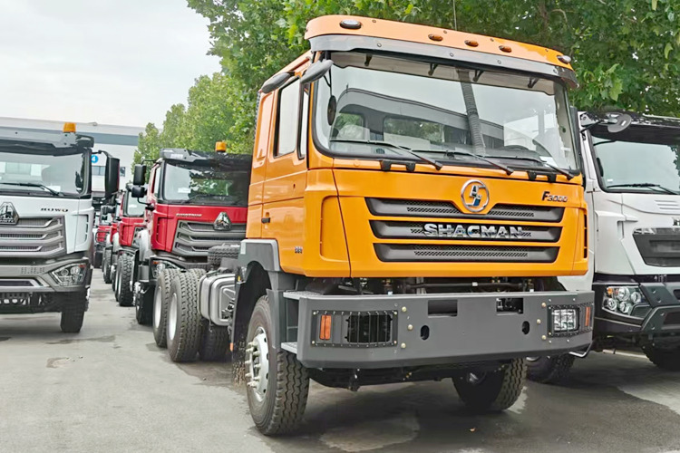SHACMAN F3000 Shacman Truck Head for Sale in Saudi Arabia - Tractor: foto 1 SHACMAN F3000 Shacman Truck Head for Sale in Saudi Arabia - Tractor: foto 1