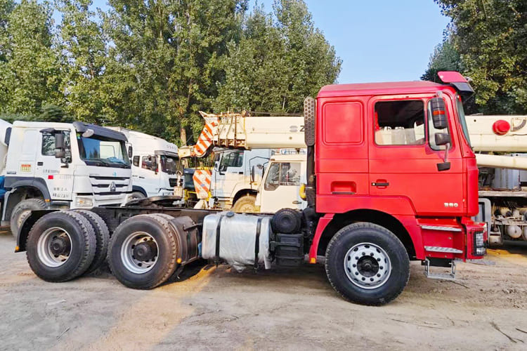 SHACMAN Used Shacman F3000 Truck Head for Sale in Mali - Tractor: foto 3 SHACMAN Used Shacman F3000 Truck Head for Sale in Mali - Tractor: foto 3