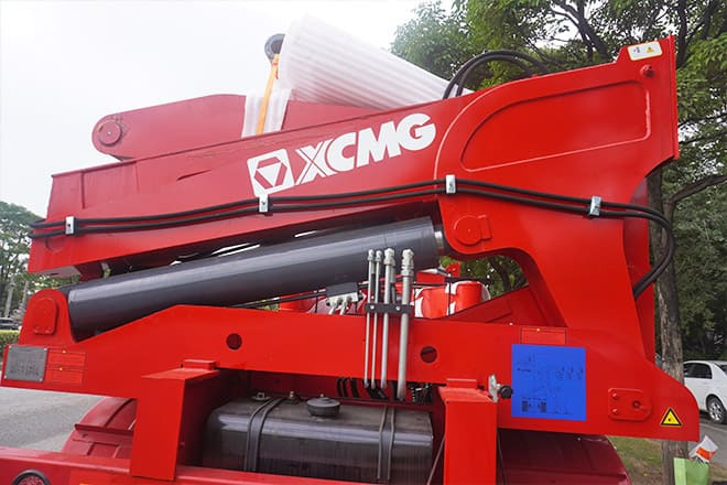 XCMG XCMG Side Loader Container Transport for Sale in Papua New Guinea - Semi-reboque transportador de contêineres/ Caixa móvel: foto 3 XCMG XCMG Side Loader Container Transport for Sale in Papua New Guinea - Semi-reboque transportador de contêineres/ Caixa móvel: foto 3