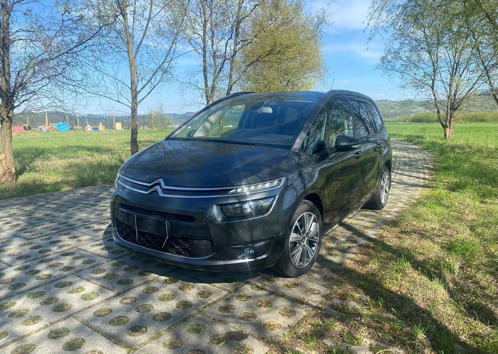 Citroën C4 Grand Picasso BlueHDi 120 EAT6 Selection - Minibus, Furgão de passageiros: foto 1 Citroën C4 Grand Picasso BlueHDi 120 EAT6 Selection - Minibus, Furgão de passageiros: foto 1